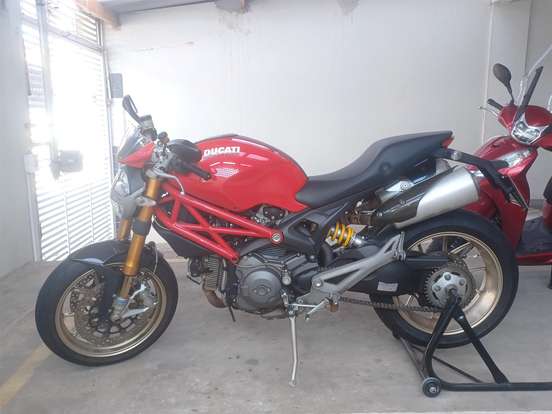 DUCATI-MONSTER 1100 S-2010