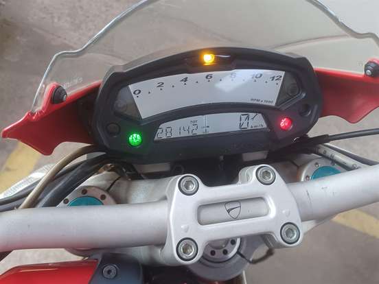 DUCATI-MONSTER 1100 S DUCATI-MONSTER 1100 S-2010