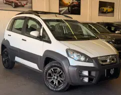 FIAT IDEA 1.8 MPI ADVENTURE 16V FLEX 4P MANUAL FIAT IDEA 1.8 MPI ADVENTURE 16V FLEX 4P MANUAL