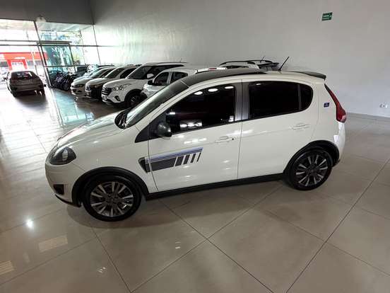 FIAT-PALIO-2015