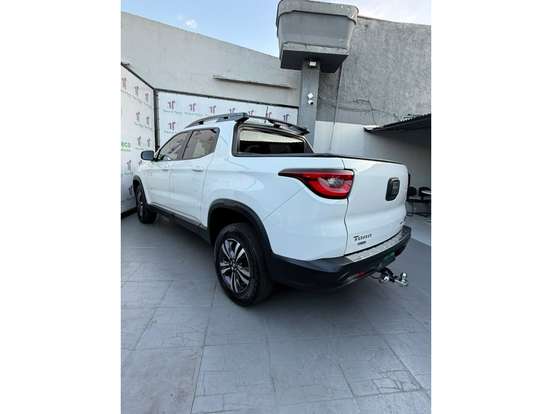 FIAT-TORO-2023