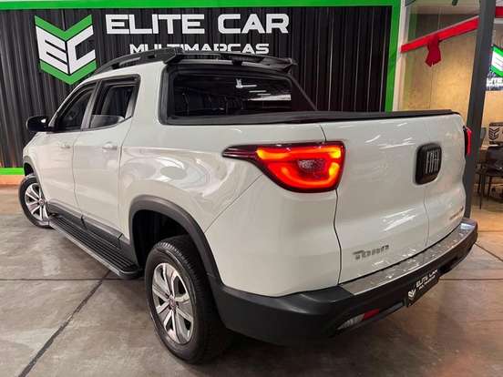 FIAT-TORO-2017