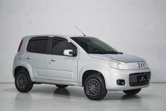 FIAT UNO 1.0 EVO VIVACE 8V FLEX 4P MANUAL