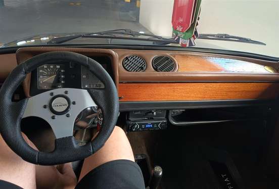 FIAT-147-1979