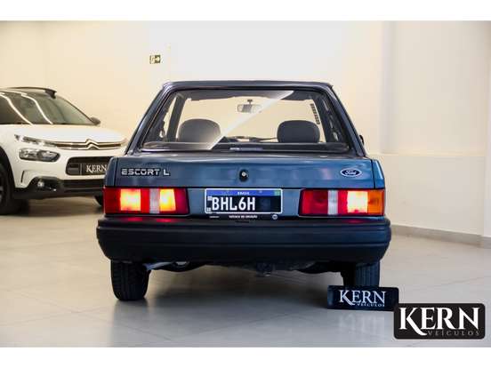 FORD-ESCORT-1.6 L 8V GASOLINA 2P MANUAL FORD-ESCORT-1989