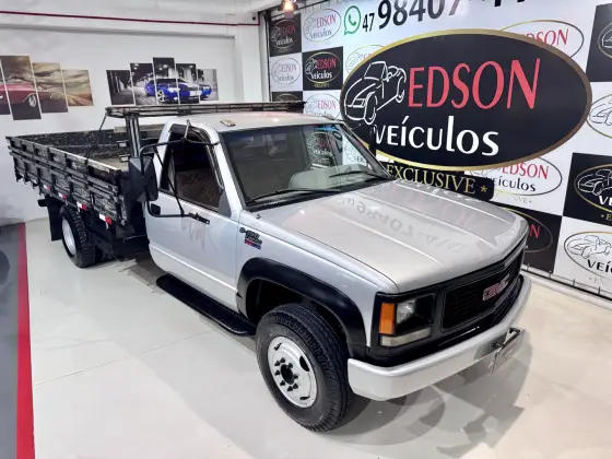 FORD F-4000 3.9 TURBO INTERCOOLER DIESEL 2P MANUAL FORD F-4000 3.9 TURBO INTERCOOLER DIESEL 2P MANUAL