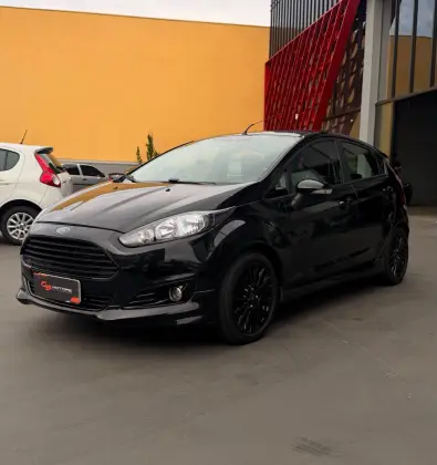 FORD FIESTA 1.6 SE HATCH 16V FLEX 4P MANUAL