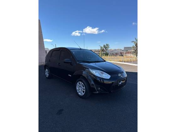 FORD FIESTA 1.6 MPI CLASS HATCH 8V FLEX 4P MANUAL