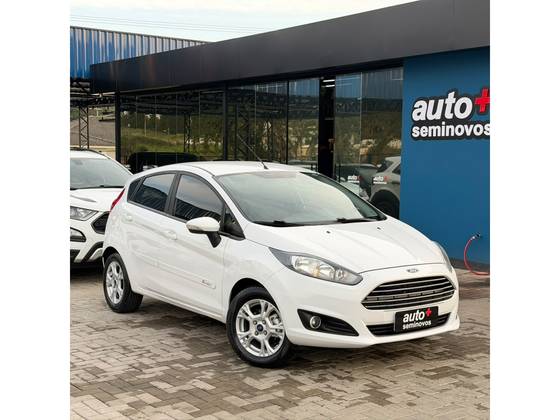 FORD FIESTA 1.6 SE HATCH 16V FLEX 4P POWERSHIFT