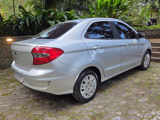 FORD-KA-1.5 TI-VCT FLEX SE SEDAN AUTOMÁTICO FORD-KA-2019