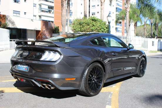 FORD-MUSTANG-2018
