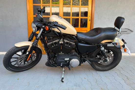 HARLEY-DAVIDSON-SPORTSTER XL 883N IRON-2015