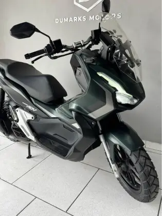 HONDA ADV 