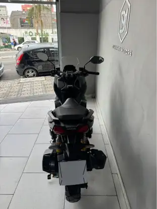 HONDA-ADV-2023