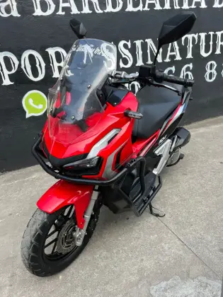 HONDA ADV 