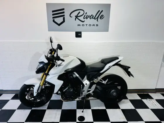HONDA CB 1000R 