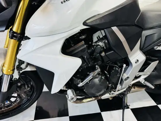HONDA-CB 1000R-2014