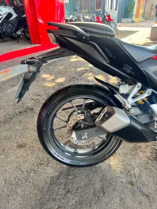 HONDA-CB 300F TWISTER ABS HONDA-CB 300F TWISTER ABS-2023
