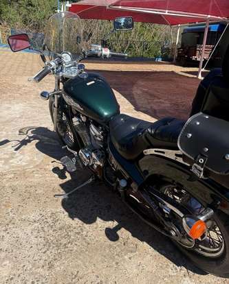 HONDA-SHADOW 600C VT-2004