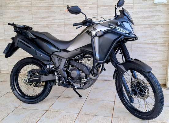 HONDA-XRE 300 SAHARA-2024