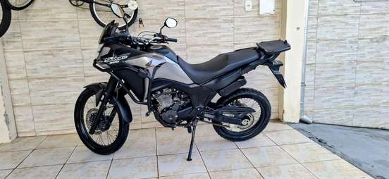 HONDA-XRE 300 SAHARA-2024