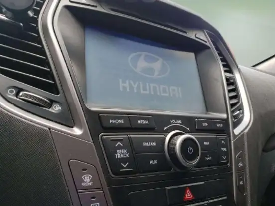 HYUNDAI-SANTA FÉ-3.3 MPFI 4X4 V6 270CV GASOLINA 4P AUTOMÁTICO HYUNDAI-SANTA FÉ-2015