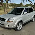 HYUNDAI TUCSON 2.0 MPFI GLS 16V 143CV 2WD GASOLINA 4P AUTOMÁTICO HYUNDAI TUCSON 2.0 MPFI GLS 16V 143CV 2WD GASOLINA 4P AUTOMÁTICO