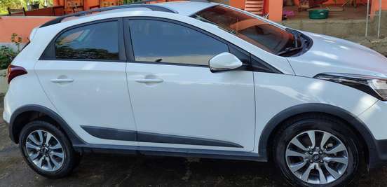 HYUNDAI-HB20-2016
