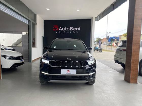 JEEP COMMANDER 2.2 TURBO DIESEL OVERLAND AT9
