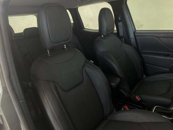JEEP-RENEGADE-2025