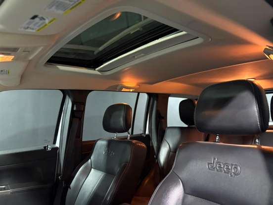 JEEP-CHEROKEE-3.7 LIMITED 4X4 V6 12V GASOLINA 4P AUTOMÁTICO JEEP-CHEROKEE-2012