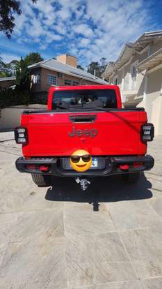 JEEP-GLADIATOR-2023