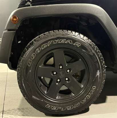 JEEP-WRANGLER-2013