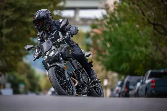KAWASAKI-Z500-2026