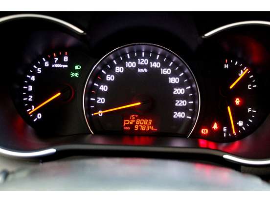 KIA-SORENTO-2.4 16V GASOLINA EX AUTOMÁTICO KIA-SORENTO-2014