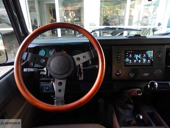 LAND ROVER-DEFENDER-2001
