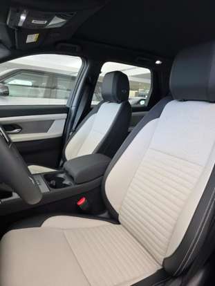 LAND ROVER-DISCOVERY SPORT-2025