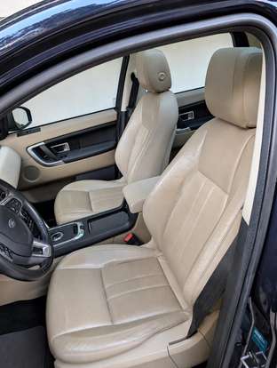 LAND ROVER-DISCOVERY SPORT-2017