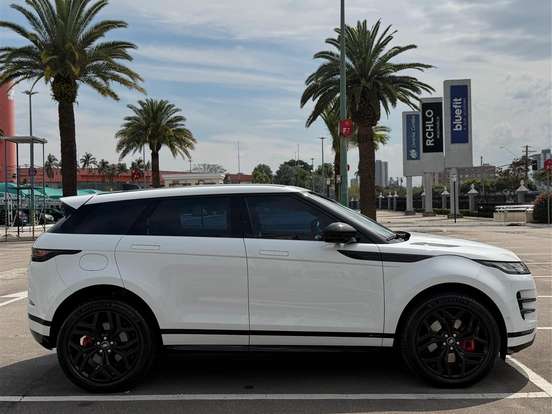 LAND ROVER-RANGE ROVER EVOQUE-2.0 P250 FLEX R-DYNAMIC SE AWD AUTOMÁTICO LAND ROVER-RANGE ROVER EVOQUE-2020