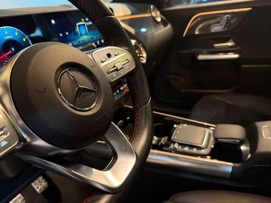 MERCEDES-BENZ-GLA 200-1.3 GCI GASOLINA AMG LINE 7G-DCT MERCEDES-BENZ-GLA 200-2022