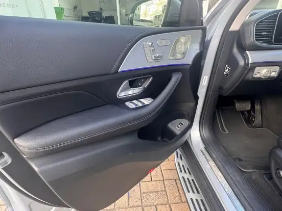 MERCEDES-BENZ-GLE 450d-2025