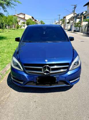 MERCEDES-BENZ-B 200-2013