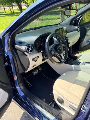 MERCEDES-BENZ-B 200-2013