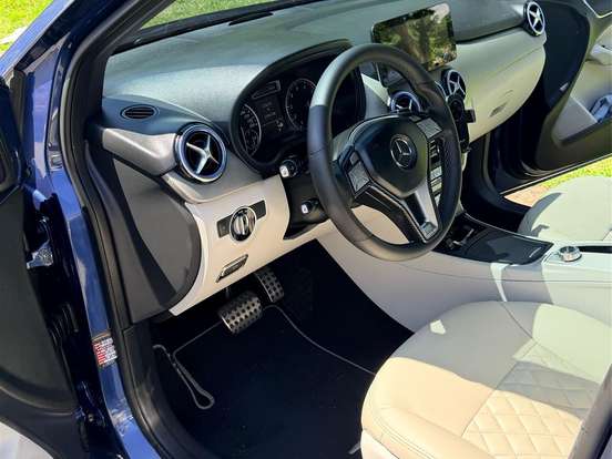 MERCEDES-BENZ-B 200-1.6 SPORT TURBO GASOLINA 4P AUTOMÁTICO MERCEDES-BENZ-B 200-2013