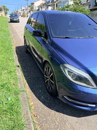 MERCEDES-BENZ-B 200-2013