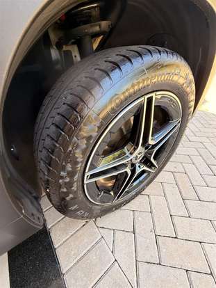 MERCEDES-BENZ-GLB 200-2022