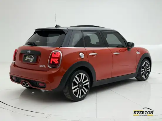 MINI-COOPER-2.0 16V TWINPOWER GASOLINA CLUBMAN JOHN COOPER WORKS ALL4 STEPTRONIC MINI-COOPER-2020