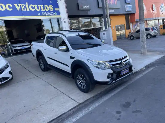 MITSUBISHI-L200 TRITON-2.4 16V TURBO DIESEL SPORT HPE-S CD 4P 4X4 AUTOMÁTICO MITSUBISHI-L200 TRITON-2020