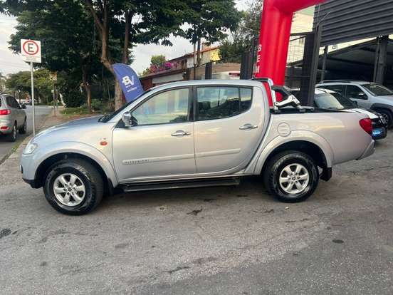 MITSUBISHI-L200 TRITON-2013