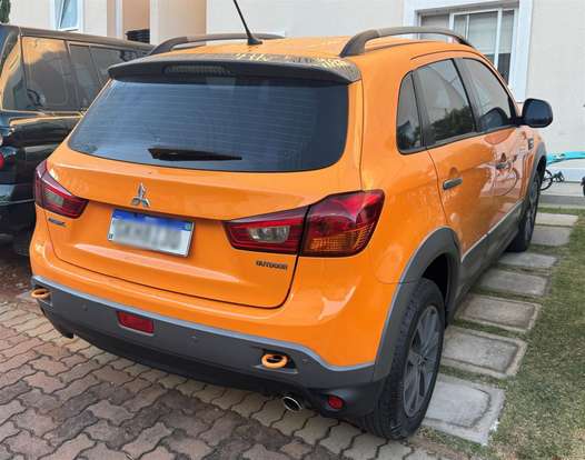 MITSUBISHI-ASX-2016